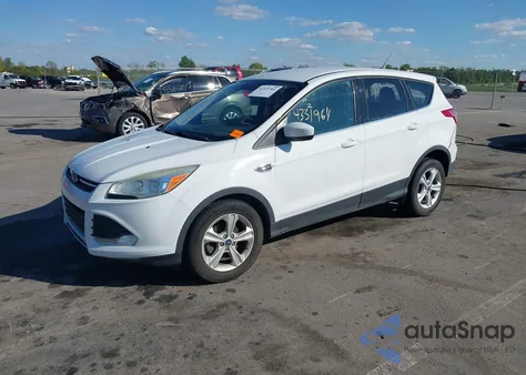2015 Ford Escape Se z USA, uszkodzony, nr VIN 1FMCU0GXXFUA87990